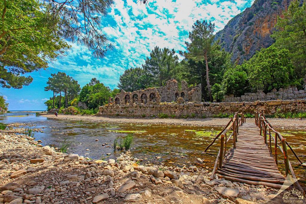  Çıralı'nın tarihi ve doğası büyüledi 