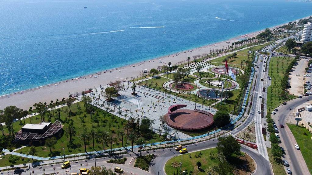 Antalya Havalimanı'nda yolcu rekoru: 26 milyonu geçti