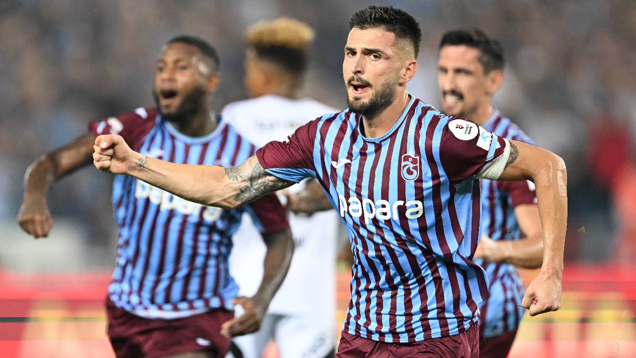 Trabzonspor, erteleme maçında Kayserispor'u ağırlıyor