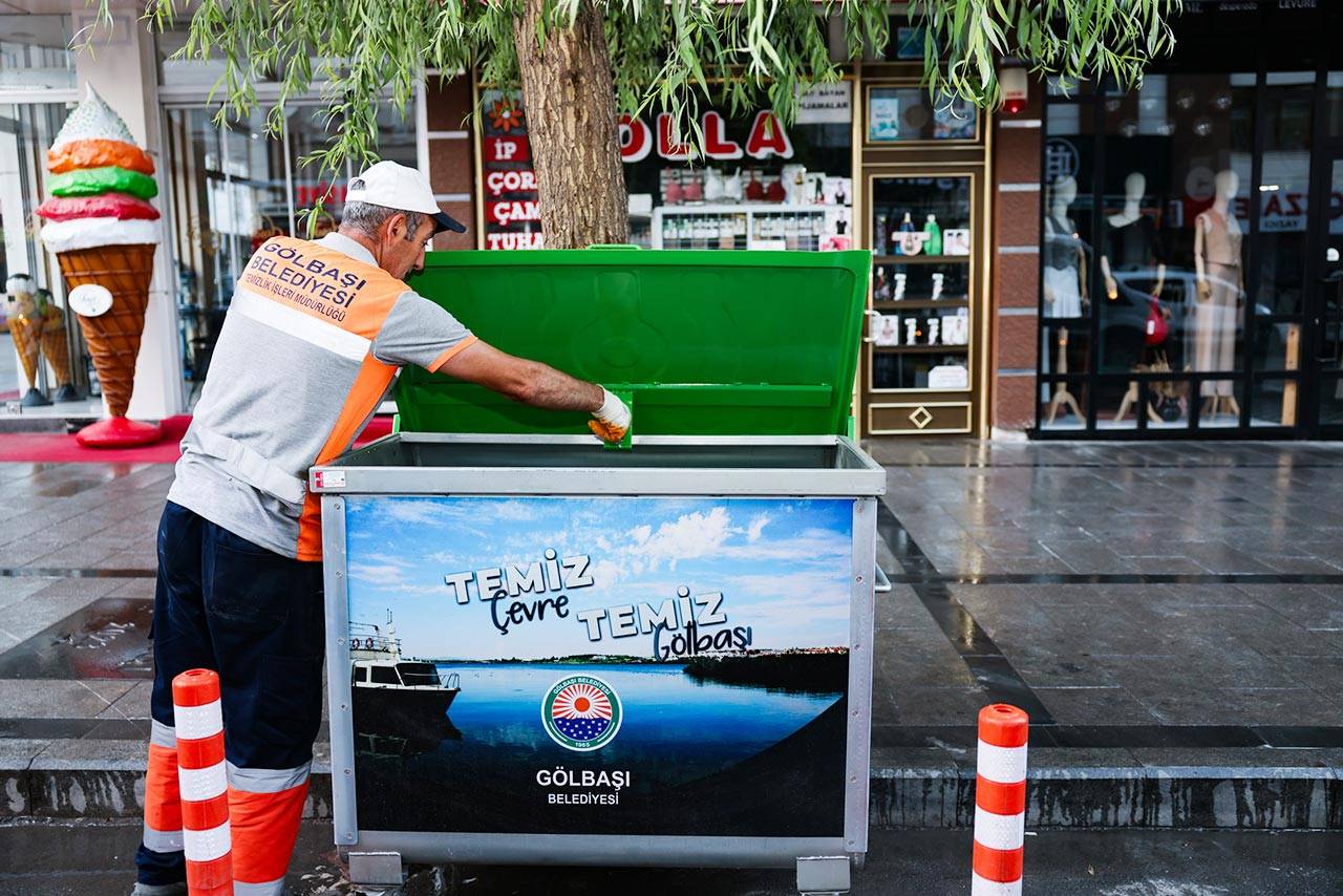 Gölbaşı Belediyesinden ilçenin dört bir yanına çöp konteynerleri!