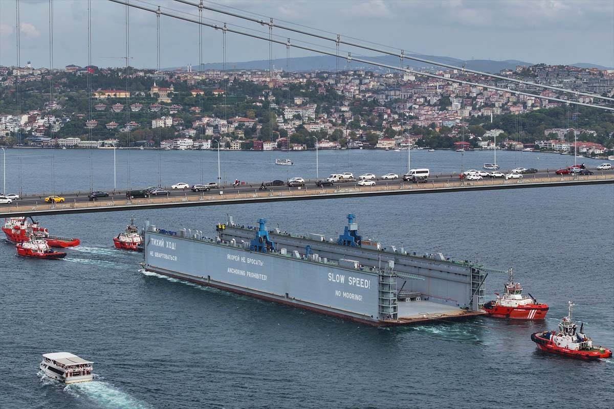 İstanbul Boğazı'ndaki gemi trafiği normale döndü