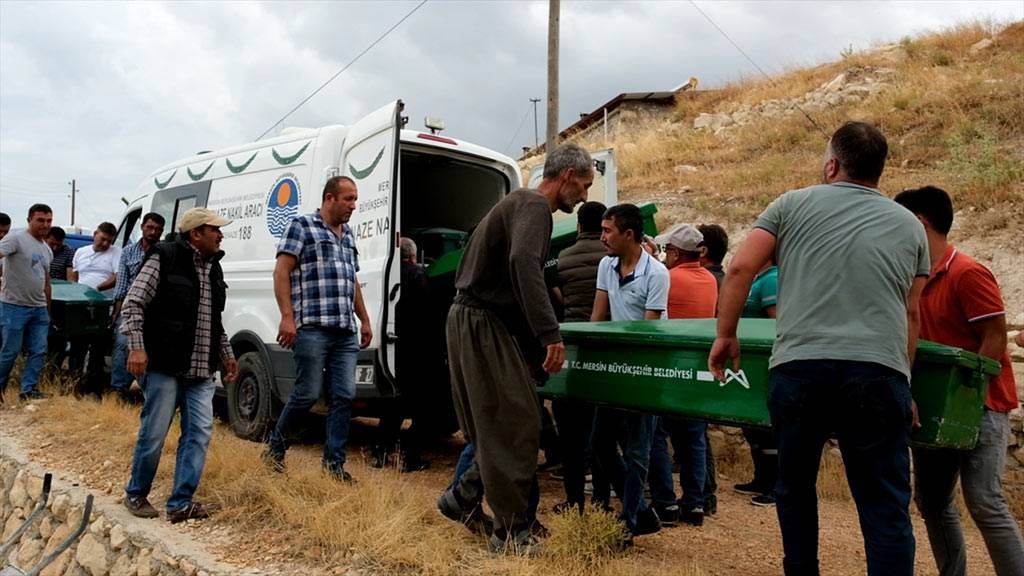 Komşu kavgası! 3 kişiyi katleden zanlı tutuklandı