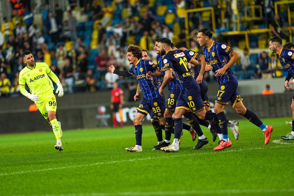 MKE Ankaragücü’nün gözü Teksüt Bandırmaspor’da!