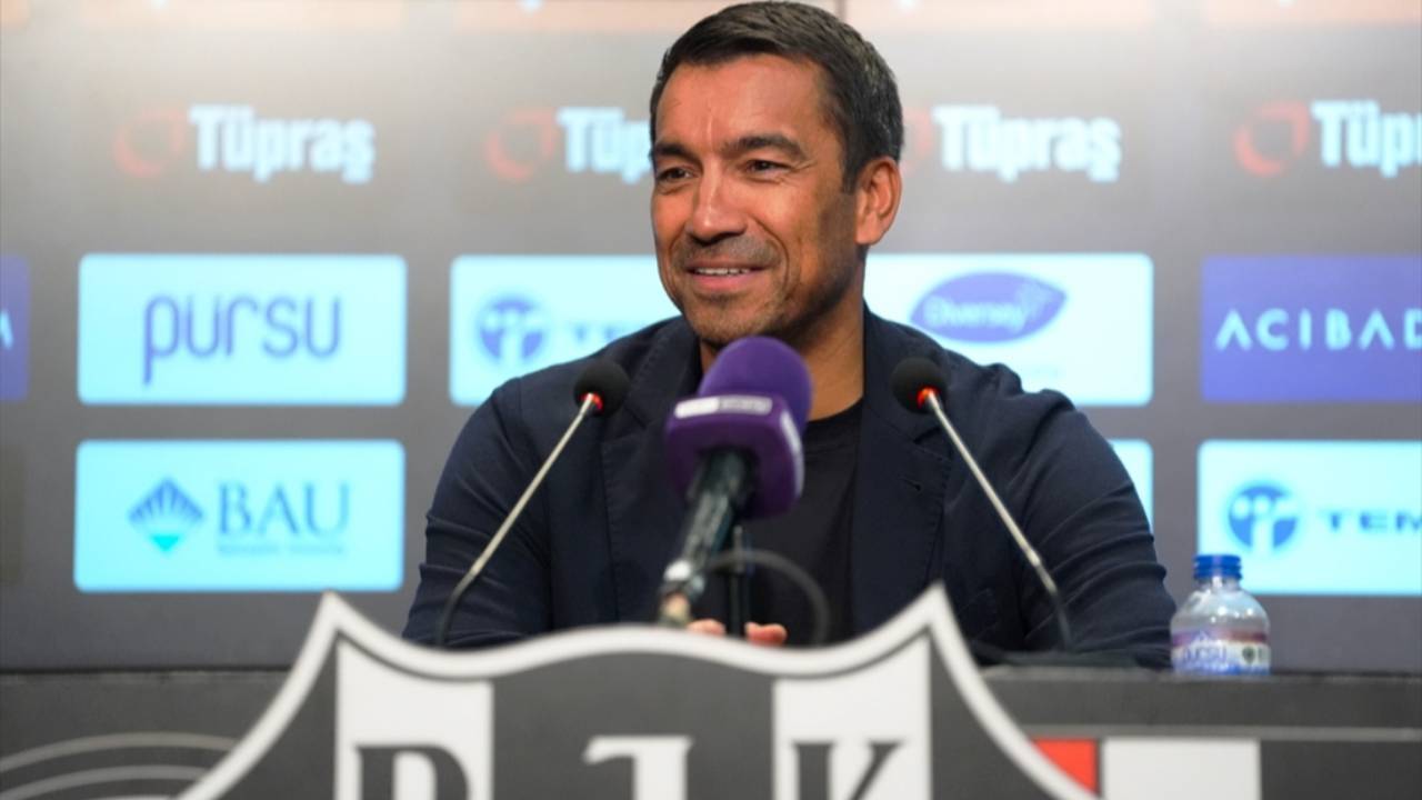 Giovanni van Bronckhorst'tan Ajax açıklaması...