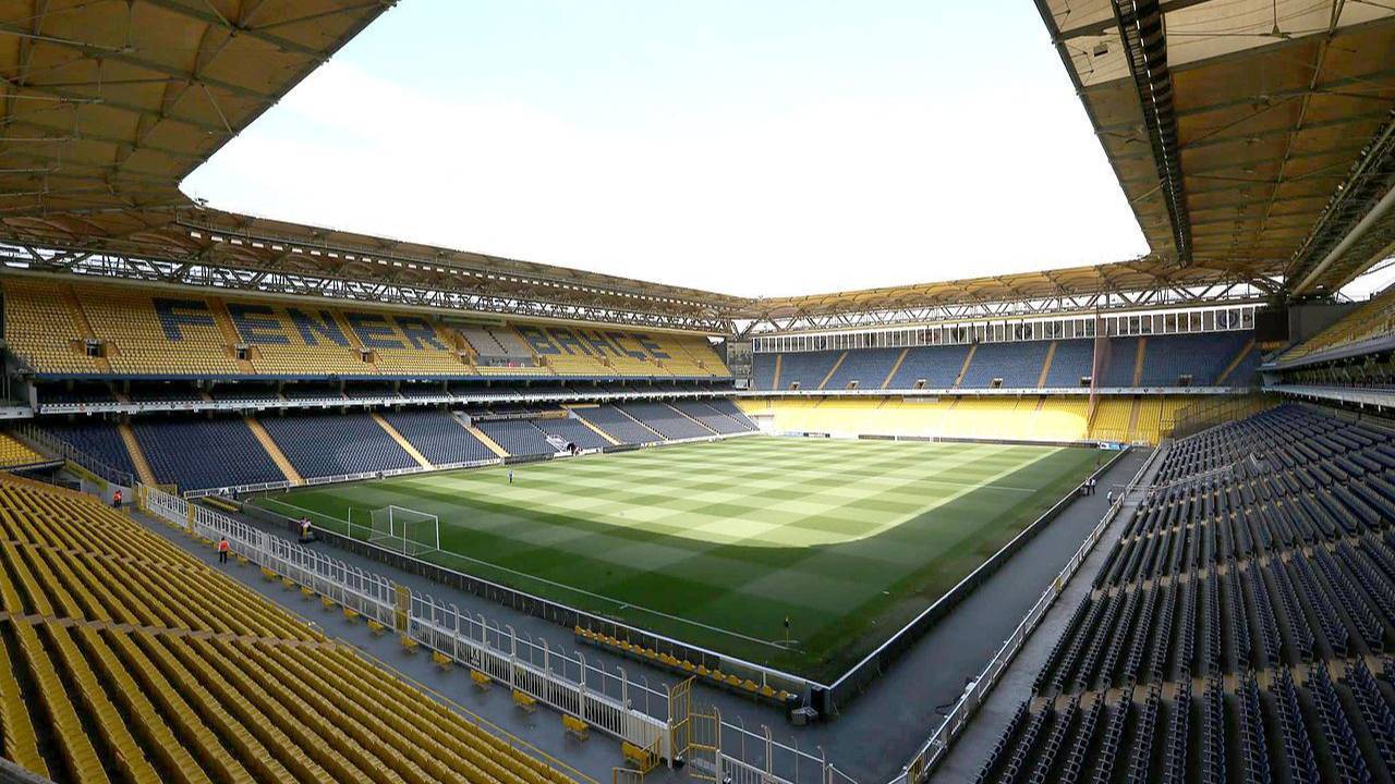 Fenerbahçe Şükrü Saraçoğlu Stadına saldırı