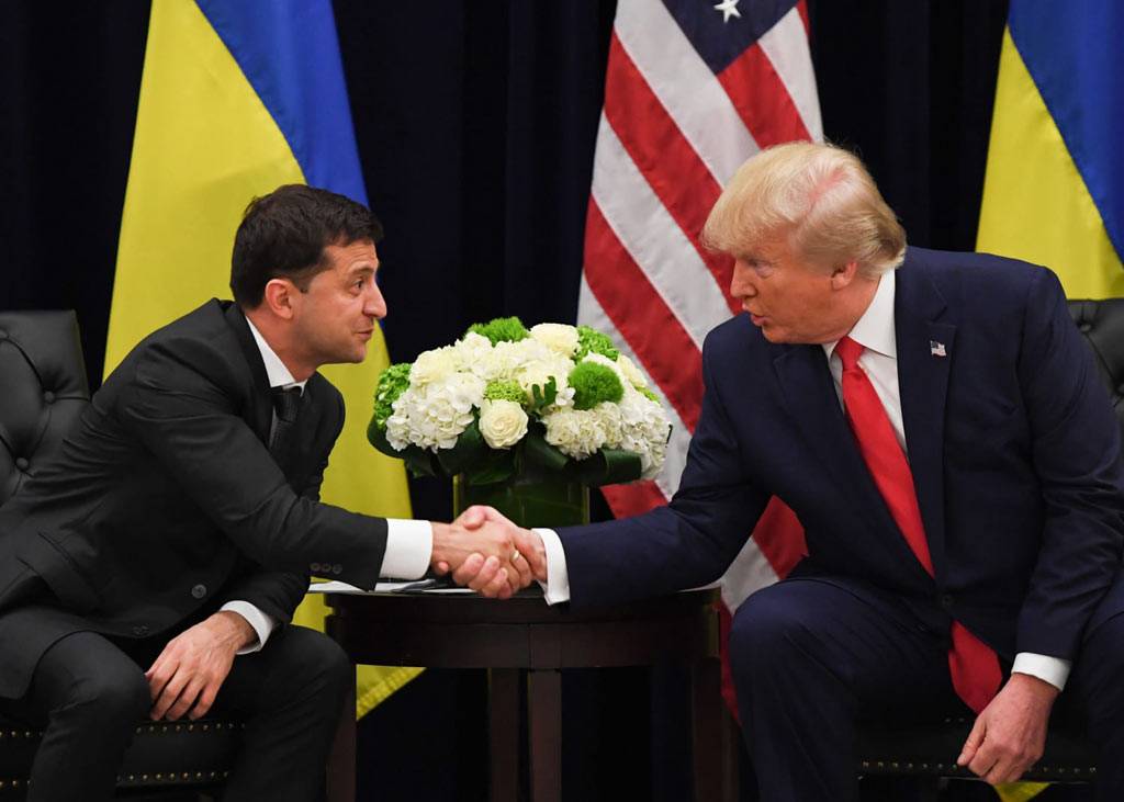 Trump, ''tarihteki en büyük pazarlamacı'' dediği Zelenskiy ile görüşecek