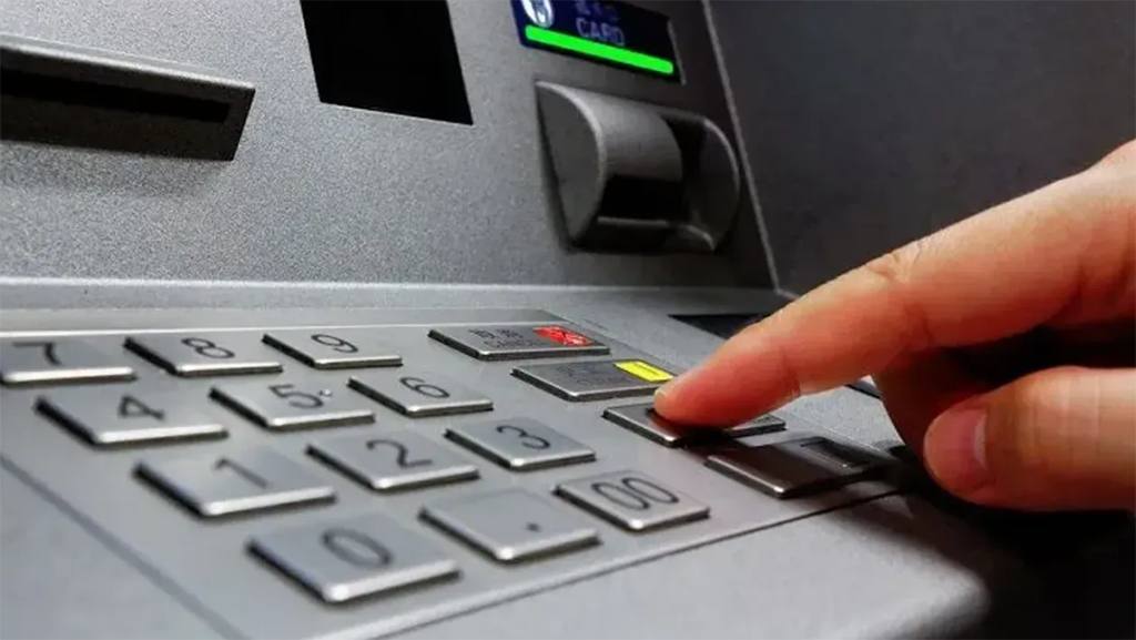 ATM'lerde kolay şifrelere yasak geliyor