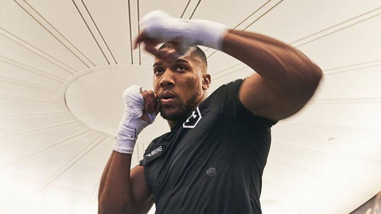 Anthony Joshua'ya ring yasağı: 28 gün sürecek