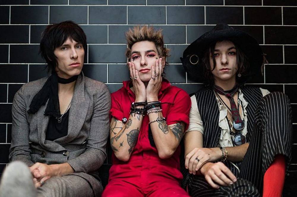 Palaye Royale- Massacre, The New American Dream şarkı sözleri Türkçe çevirisi