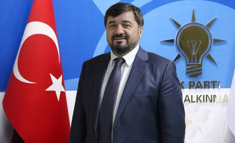 Aytekin Şenlikoğlu kimdir?