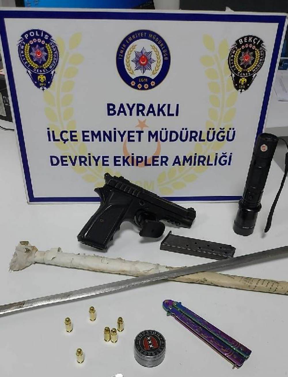 Berber dükkanına uyuşturucu baskını: 1 gözaltı