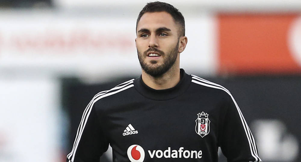 Victor Ruiz kimdir?