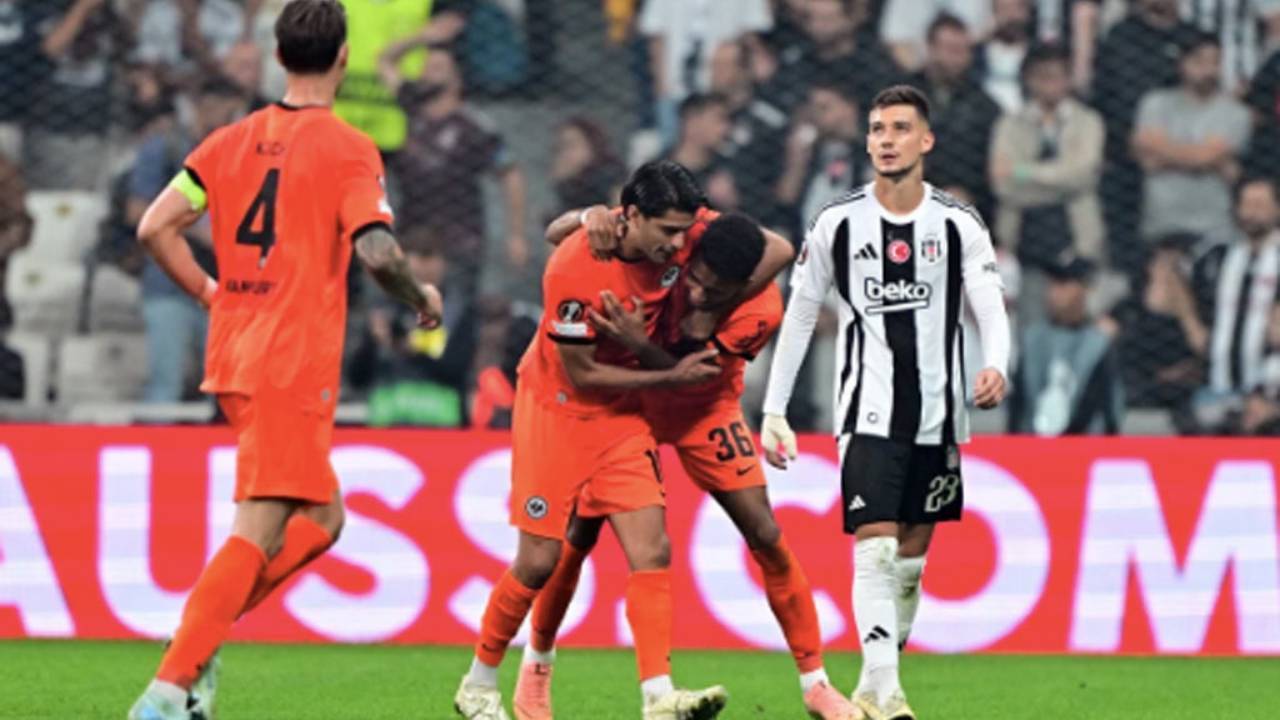 Beşiktaş, Eintracht Frakfurt'a İstanbul'da 3-1 yenildi