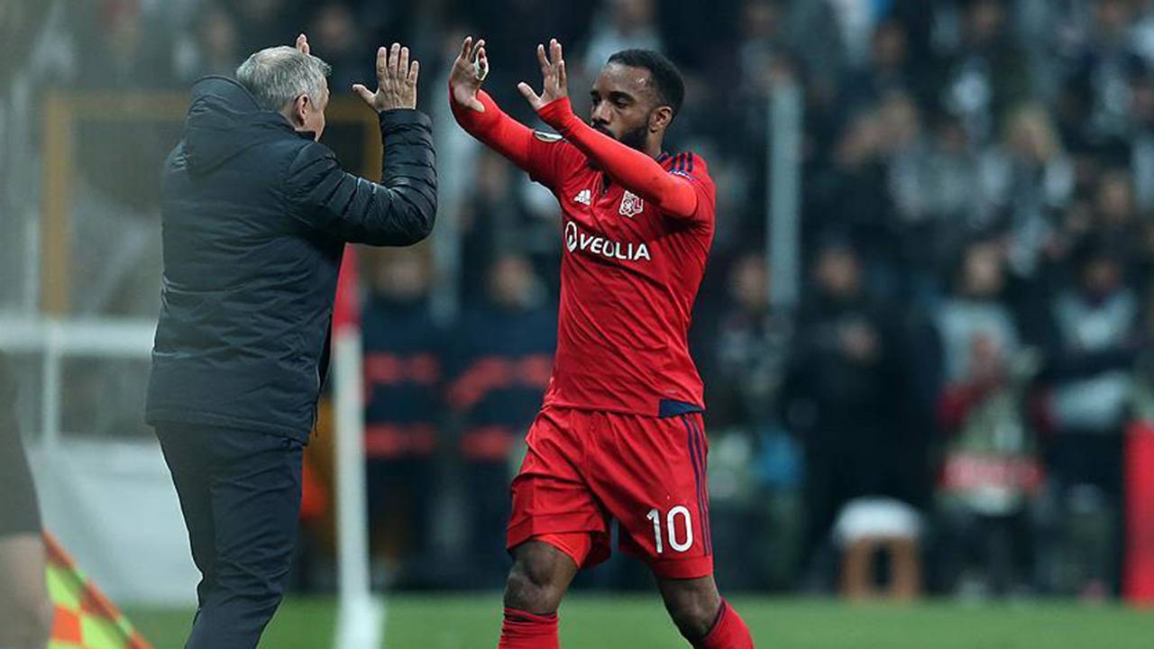 Fenerbahçe'nin radarında Lacazette var