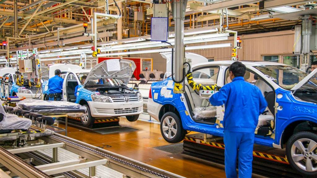 Volkswagen'de mali kriz çıktı: Fabrikalar kapatılacak!