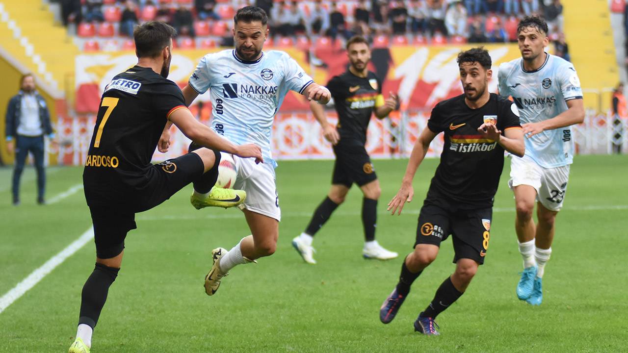 Kayserispor ile Adana Demirspor eşitliği bozamadı