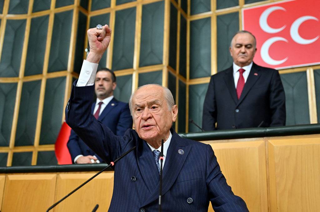 Bahçeli'den Yavaş'a konser tepkisi: Normal bir kafa değildir