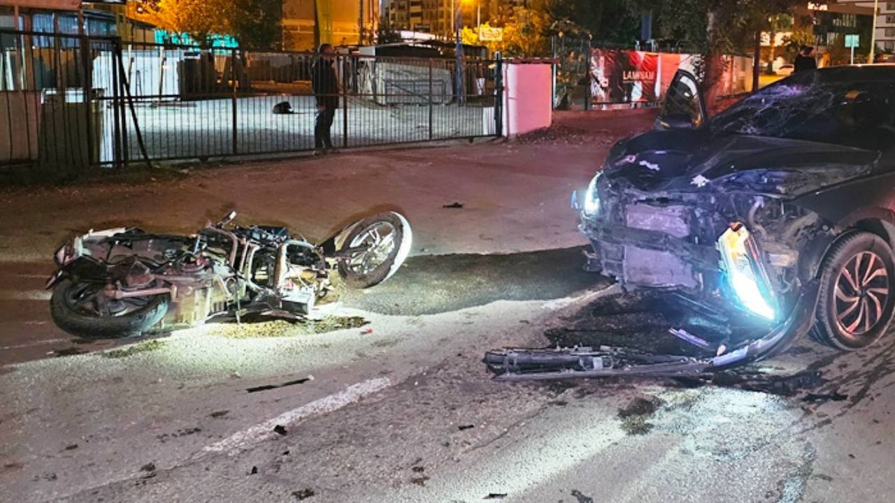 Adana'daki kazada motosiklet sürücüsü hayatını kaybetti