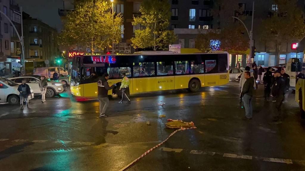 Sancaktepe'de IETT otobüsünün çarptığı çocuk öldü anne ağır yaralandı