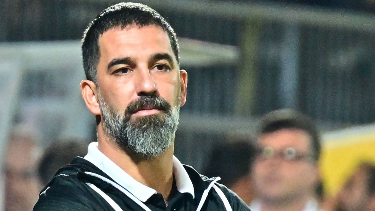 Arda Turan, dünya devinin başına geçebilir