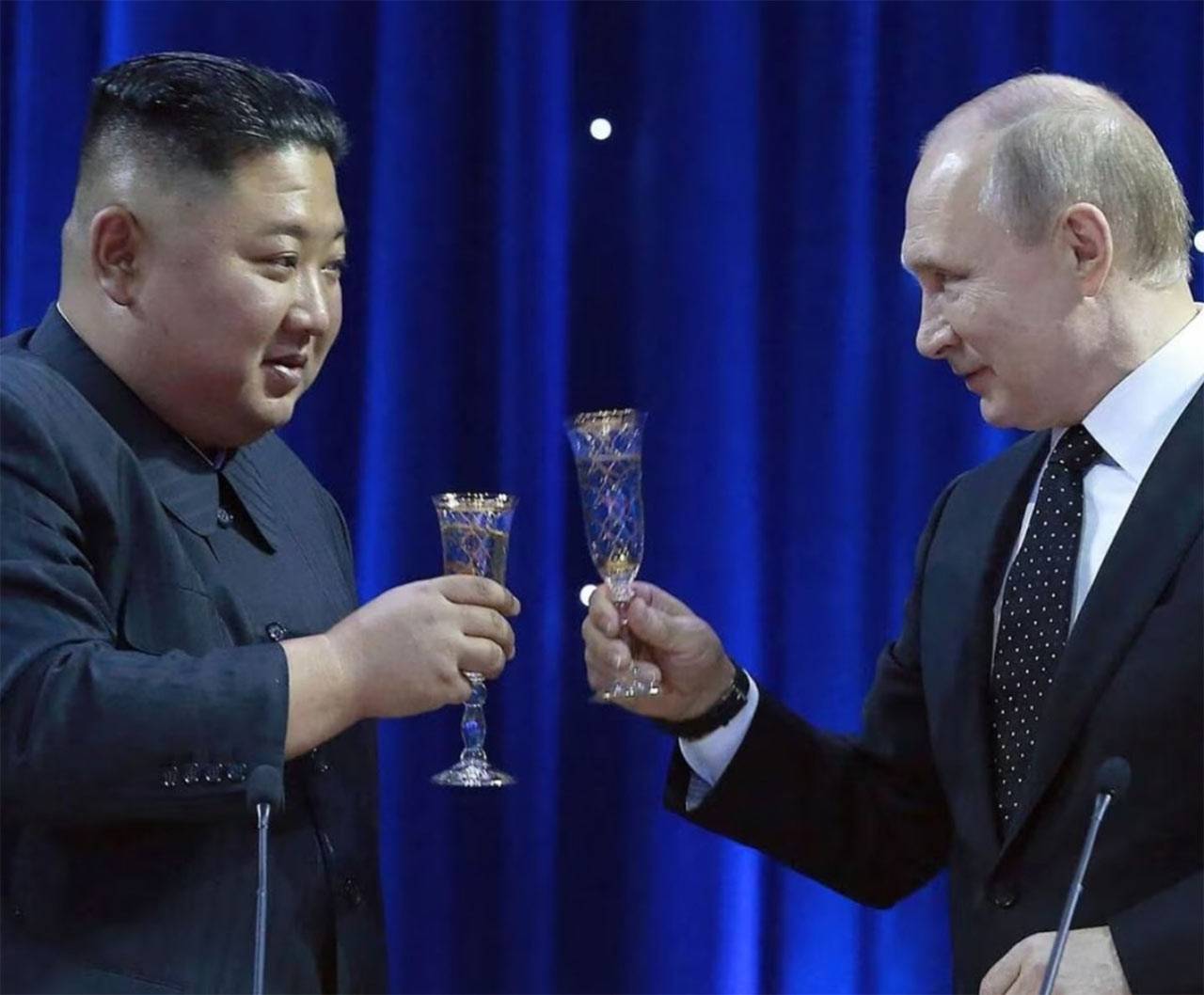 Kuzey Kore lideri Kim Jong-Un ile Rusya Devlet Başkanı Vladimir Putin