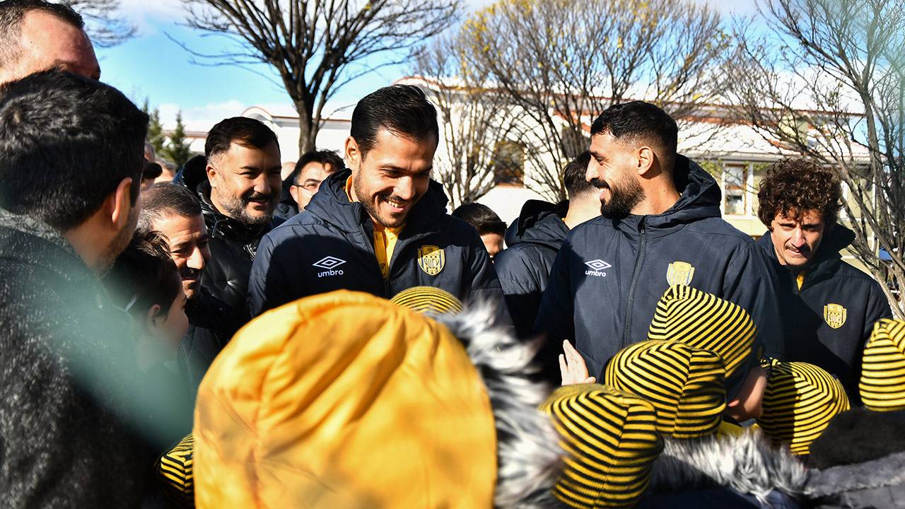 MKE Ankaragücü'nden Ankara Çocuk Evleri'ne anlamlı ziyaret