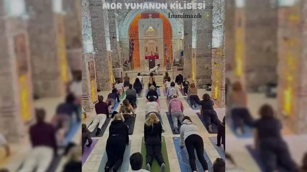 Mor Yuhanun Süryani Kilisesi'nde tepki çeken yoga seansı!