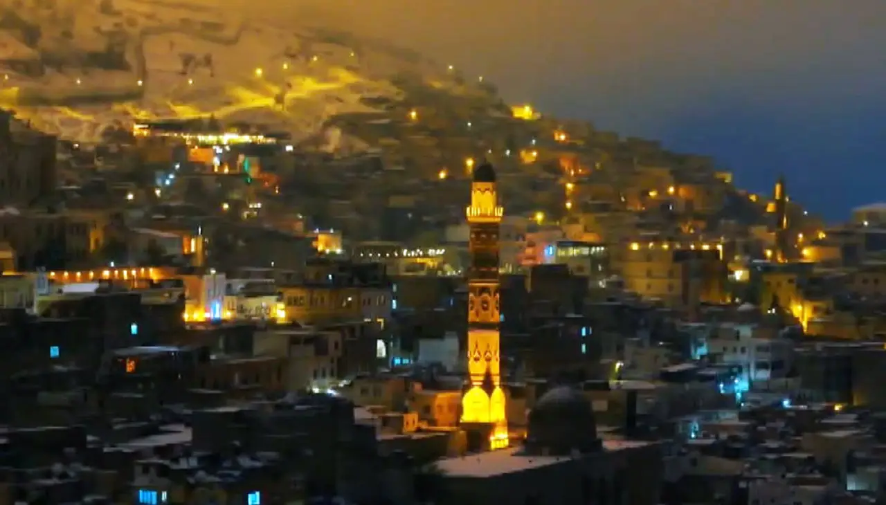 Mardin'deki kar güzelliği dronla görüntülendi