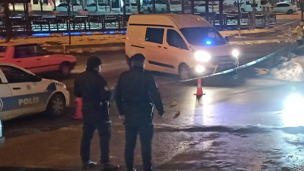 Silahlı kavgada 3 kardeşi yaralayıp kaçtı! Kayseri'de sıcak saatler...