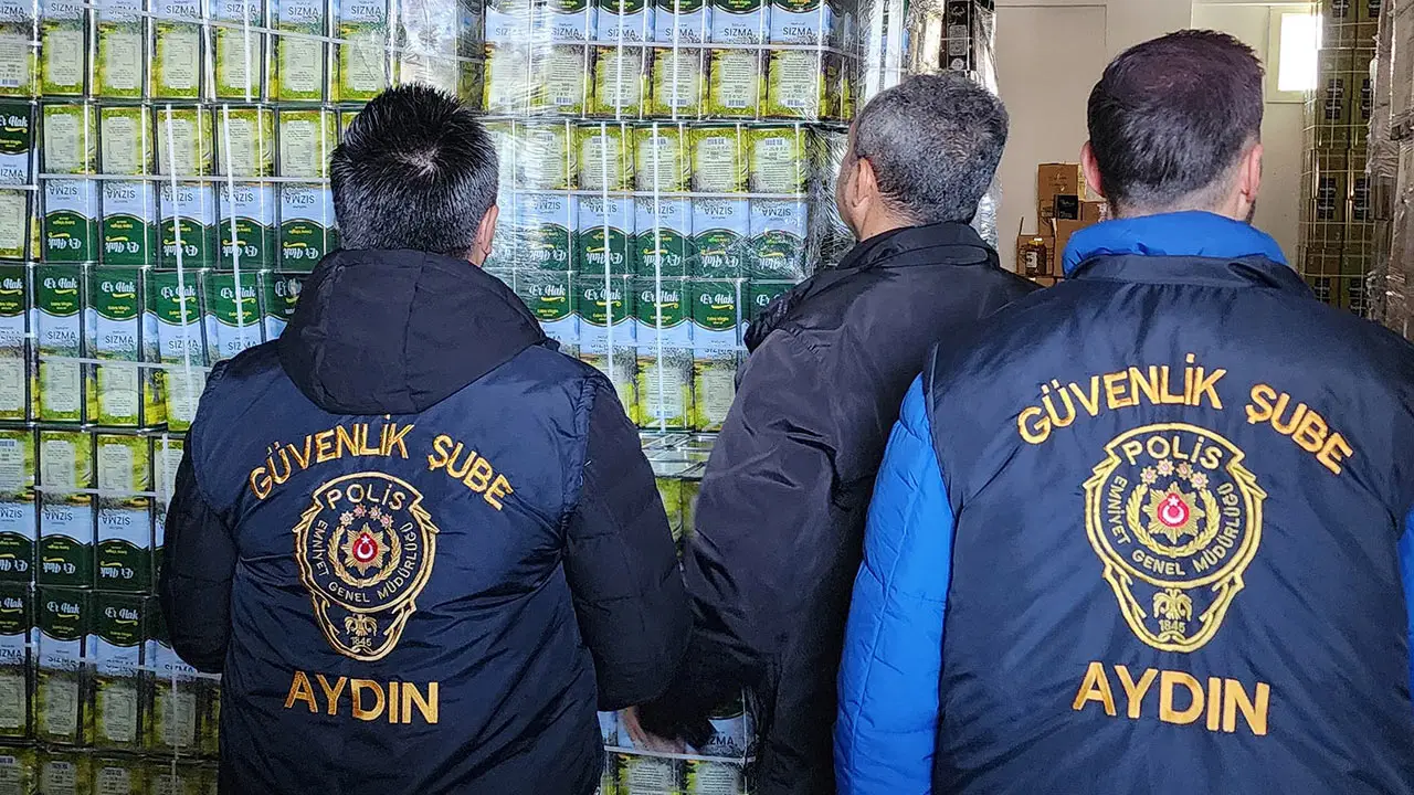 Aydın'da operasyon! 3,5 ton tağşişli zeytinyağı yakalandı