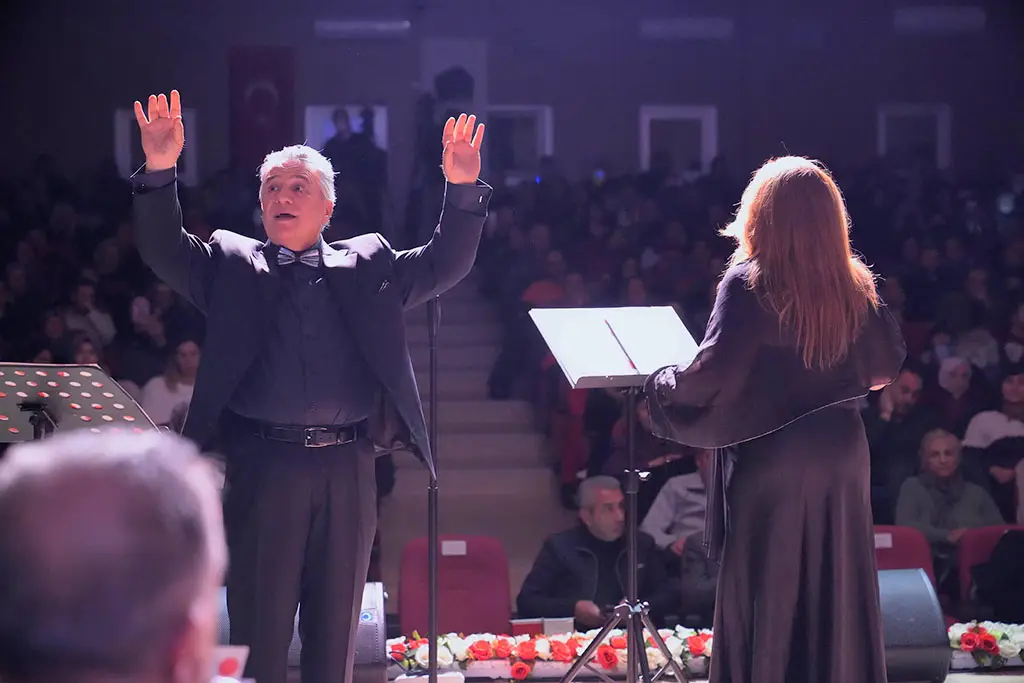 Zeki Müren sevilen şarkılarıyla Keçiören’de anıldı