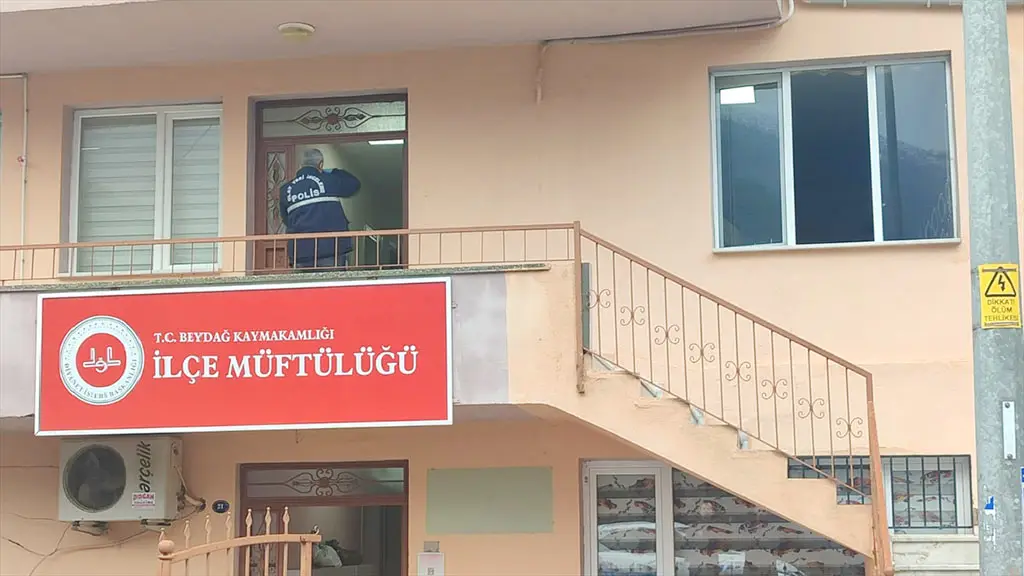 İzmir'de müftülükte silahlı saldırı: 1 ölü