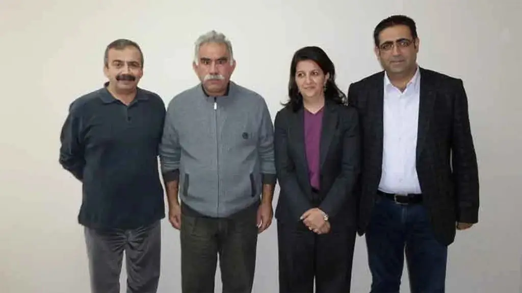 DEM Parti İmralı'da! PKK elebaşı Öcalan ile görüşüyor!