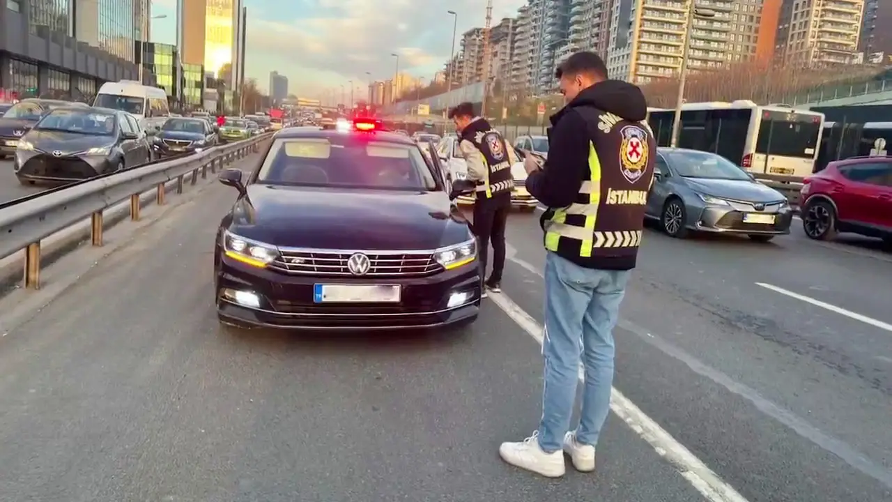 Jandarma ve polis, 2,5 milyon araç denetledi