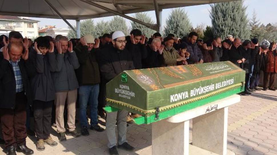 Komşunun sıktığı böcek ilacından zehirlenen küçük Ahmet Enes toprağa verildi