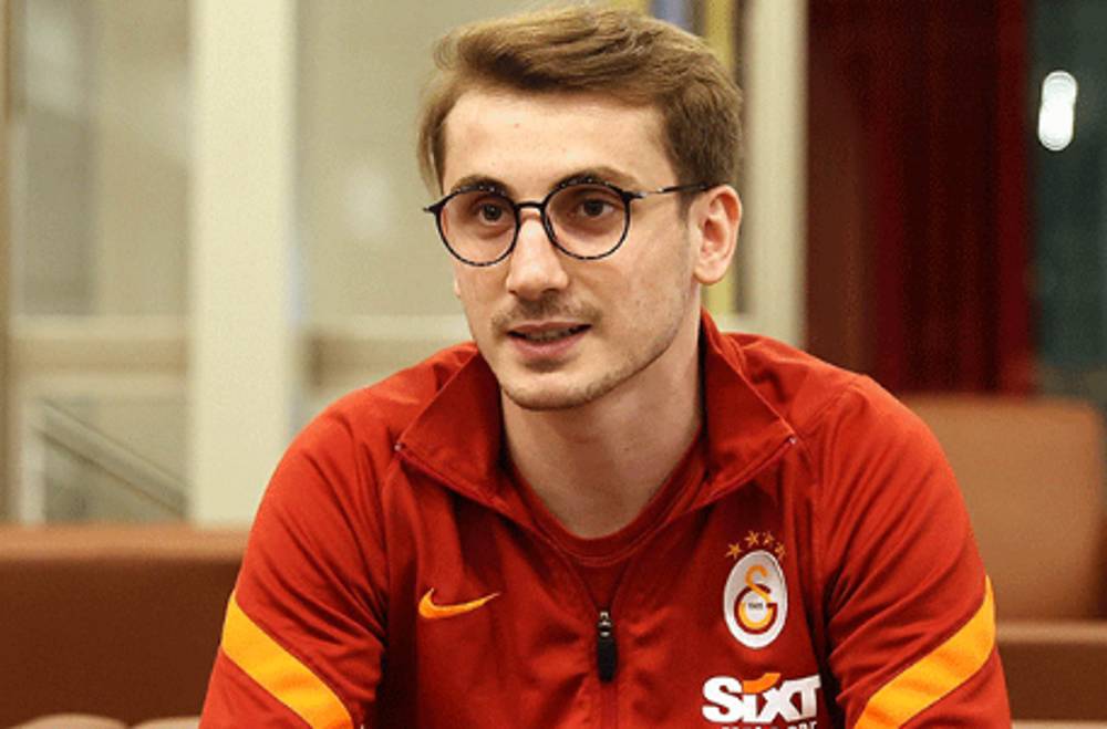 Kerem Aktürkoğlu kimdir?