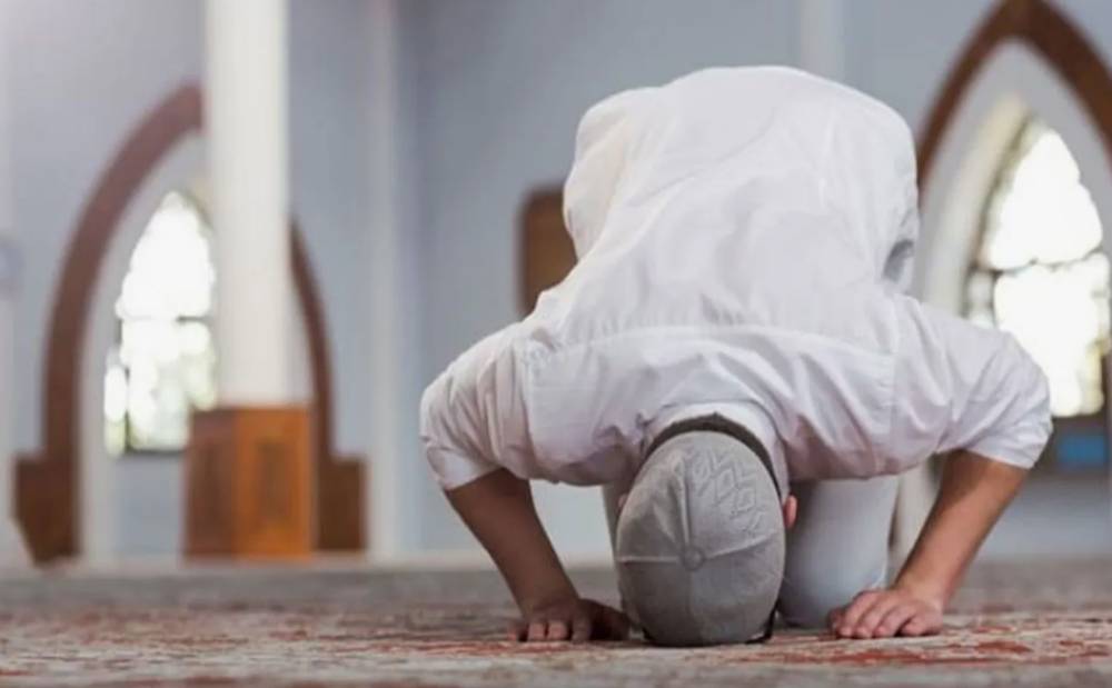 Rüyada Ayakkabı İle Namaz Kılmak Ne Anlama Gelir?