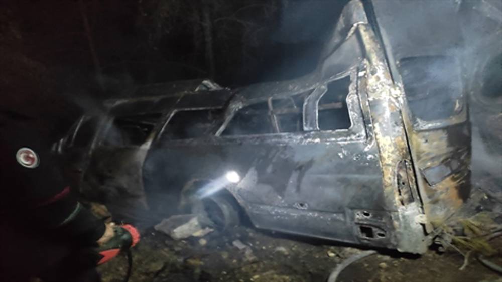 Tarım işçisi taşıyan minibüs uçuruma yuvarlandı: 3 ölü, 18 yaralı