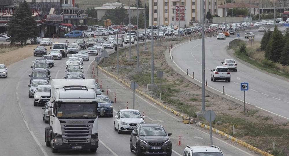 43 ilin bağlantı noktası 'Kilit kavşak'ta yoğunluk