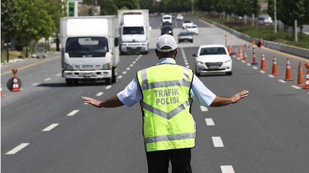 İstanbul’da yarın trafiğe kapatılacak yollar duyuruldu