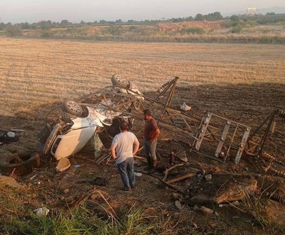 Manisa'da tarlaya otomobil uçtu: 1 ölü