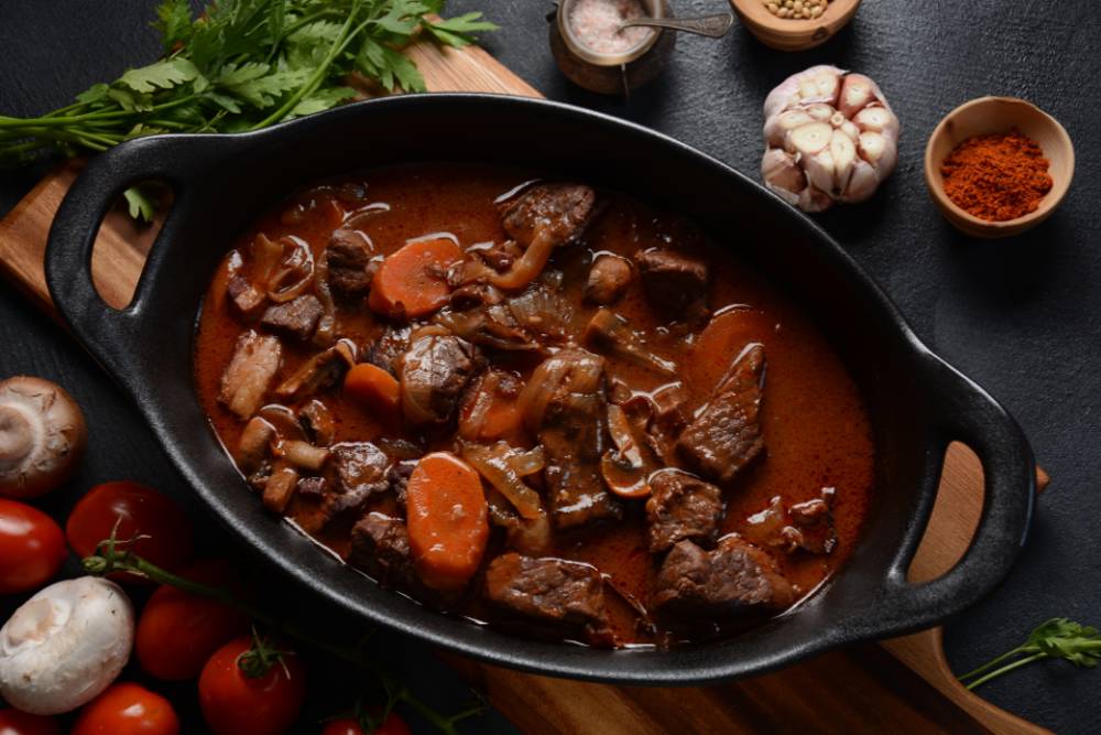 Zuhal Topal'la Yemekteyiz Alican'ın Menüsü: Boeuf Bourguignon