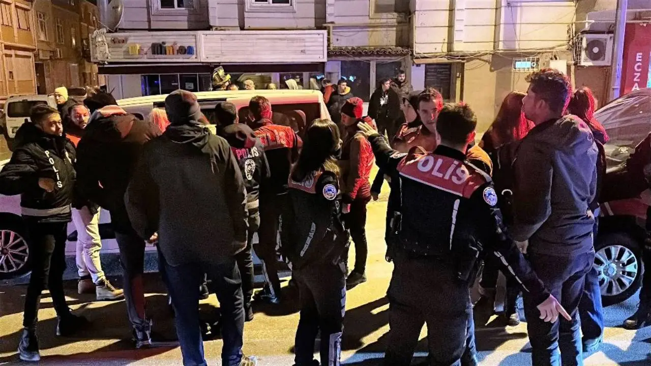 Kazanın ardından kavga çıktı... Onlarca gözaltı...