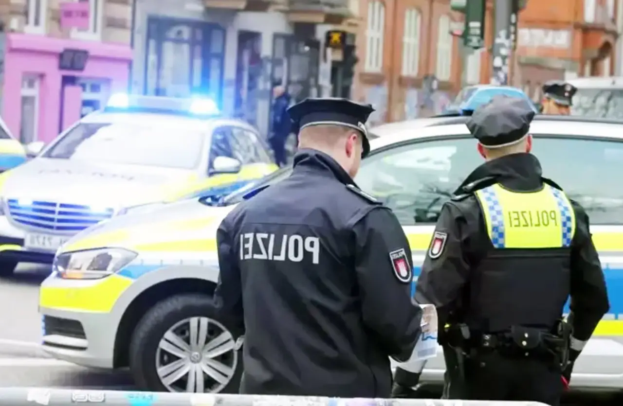 Berlin'de patlama! 2 polis yaralandı