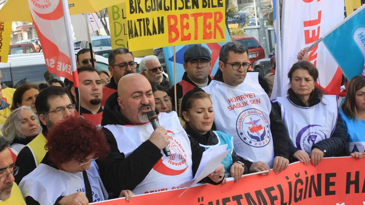 Hekimler, eylemlerinin son gününde bakanlığa seslendi!