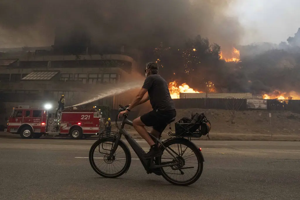 Los Angeles yangınlarının nedeni kundaklama mı? Gözaltı gelişmesi!