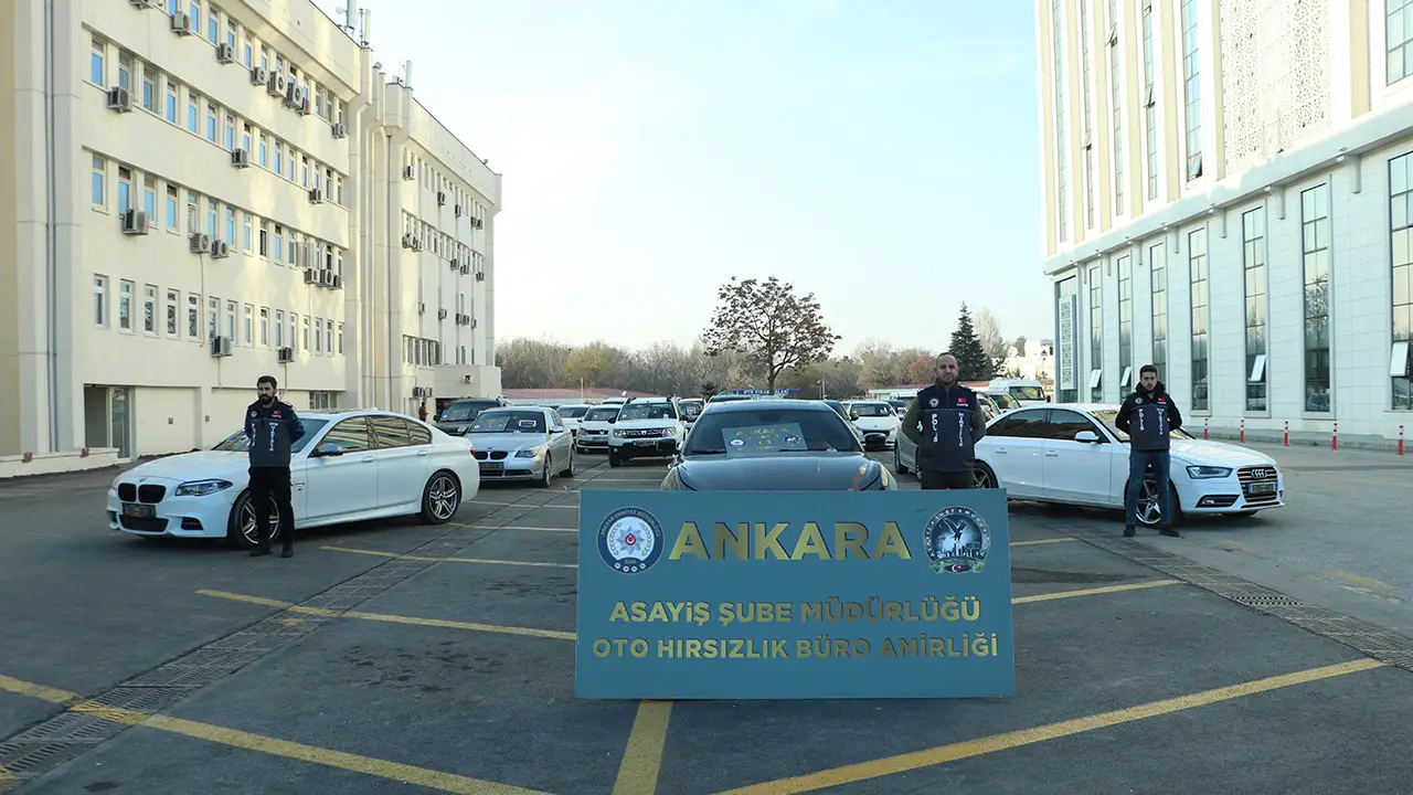 Hasarlı araç çetesi Ankara'da çökertildi: 15 gözaltı