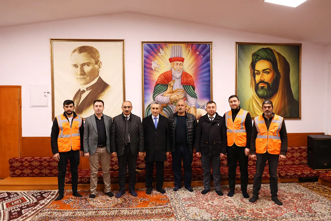 Mamak cami ve cemevlerine temizlik ve bakım yapılıyor