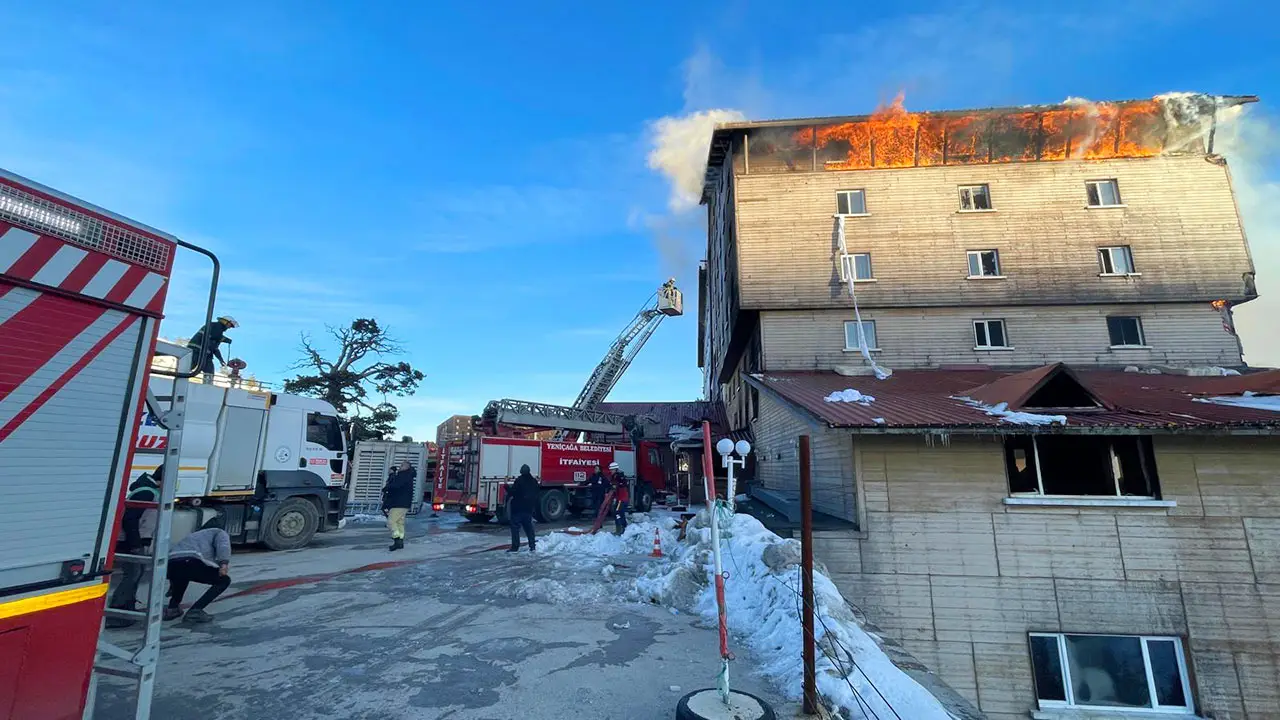 Kartalkaya'daki otel yangını için 6 Cumhuriyet savcısı, 5 bilirkişi!