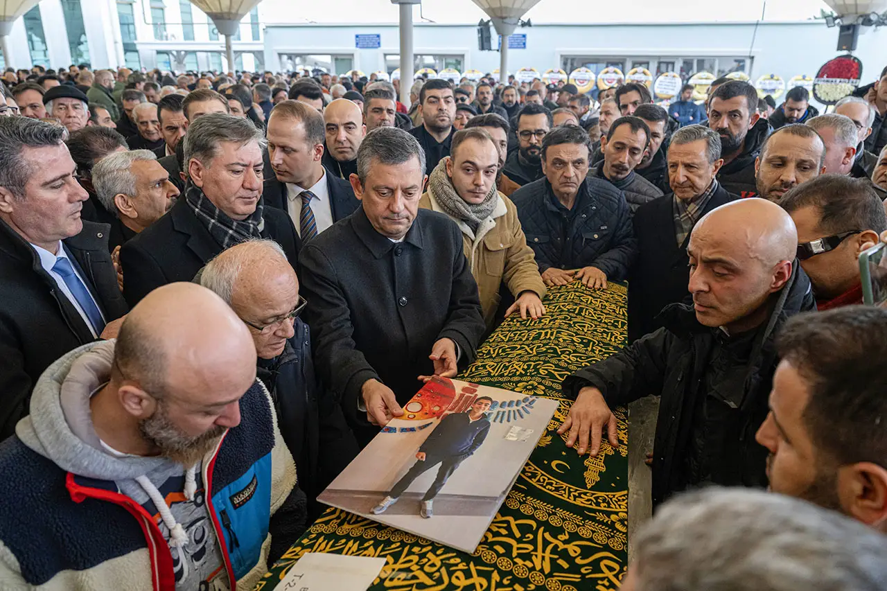 Kartalkaya'da yangında vefat eden lise öğrencisi Eren Bağcı uğurlandı